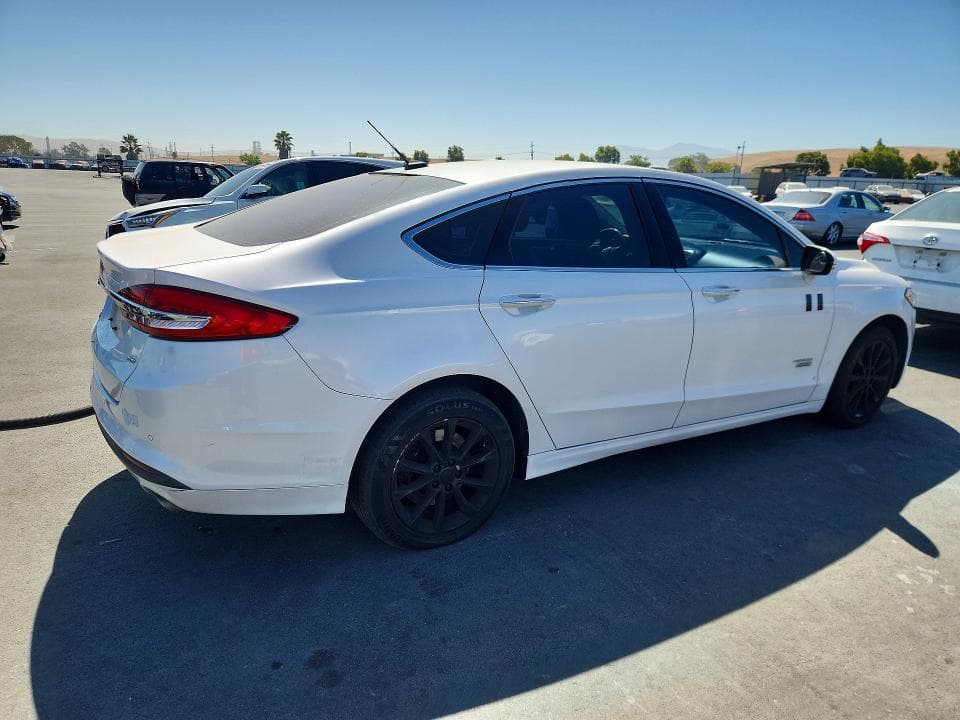 2017 FORD FUSION SE PHEV 3