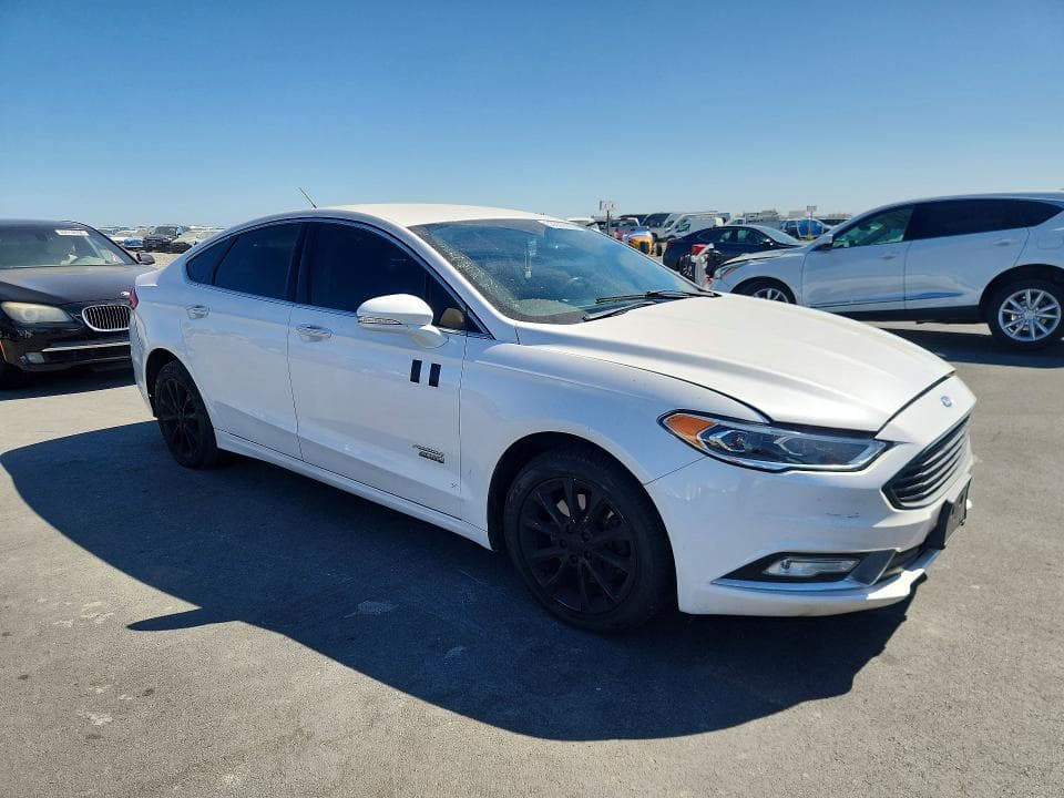 2017 FORD FUSION SE PHEV 4