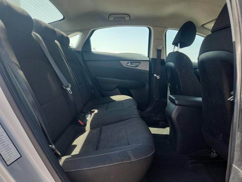 2019 KIA FORTE LXS 10