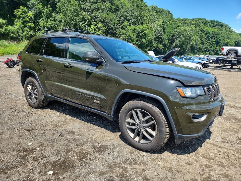 2017 JEEP GRAND CHEROKEE LAREDO 4