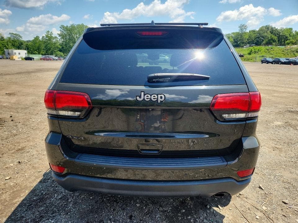 2017 JEEP GRAND CHEROKEE LAREDO 6