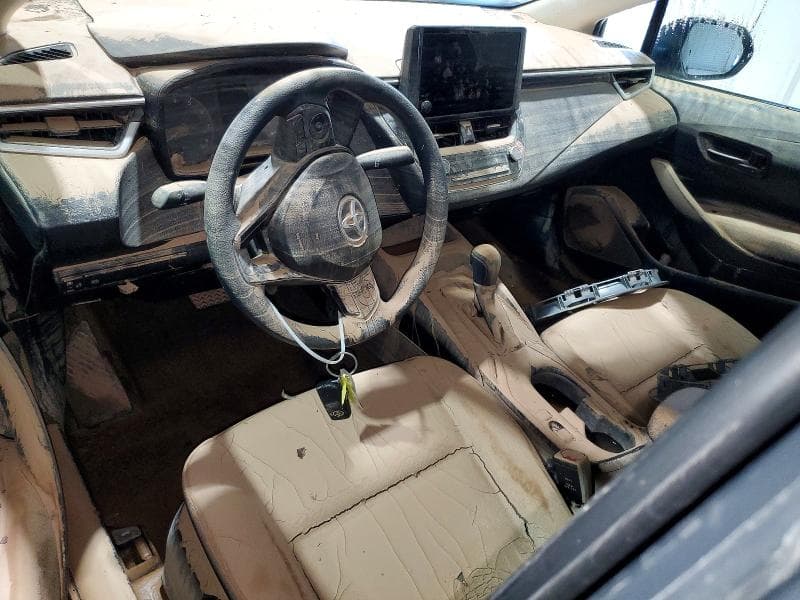 2025 TOYOTA COROLLA LE 8