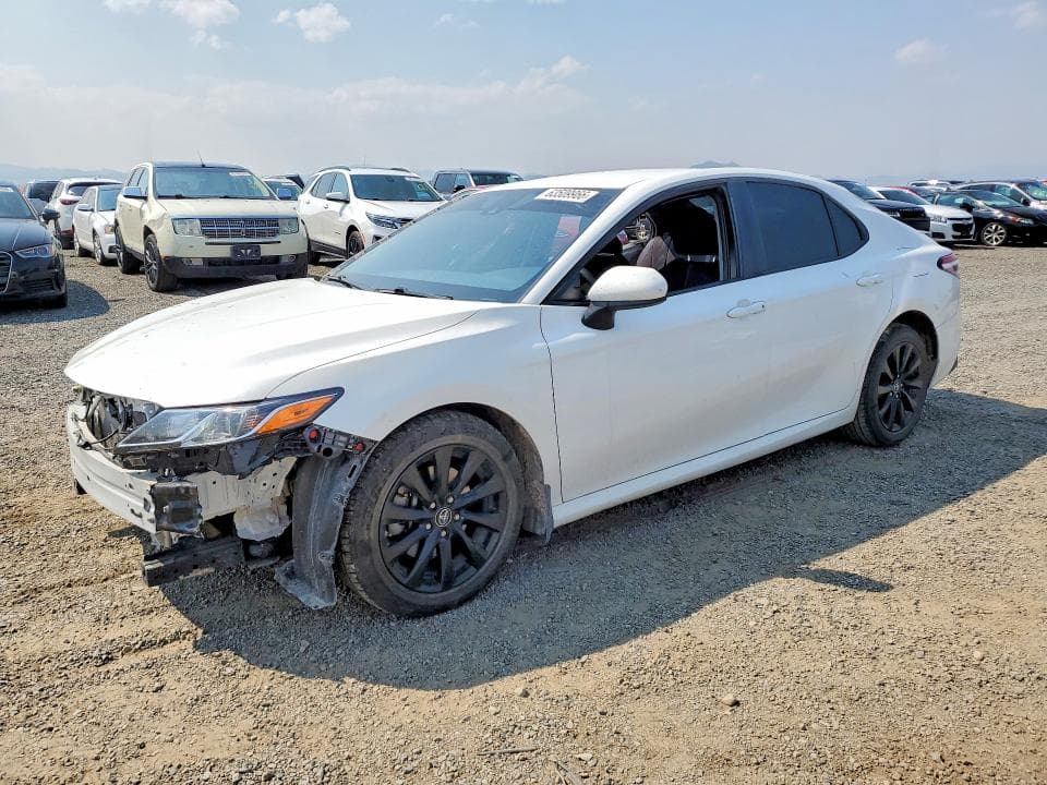 2018 TOYOTA CAMRY LE - 1