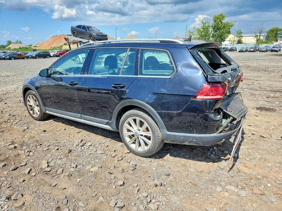 2018 VOLKSWAGEN GOLF ALLTRACK S 2
