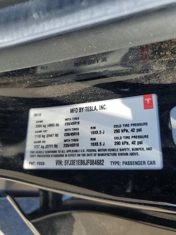 2018 TESLA MODEL 3 13