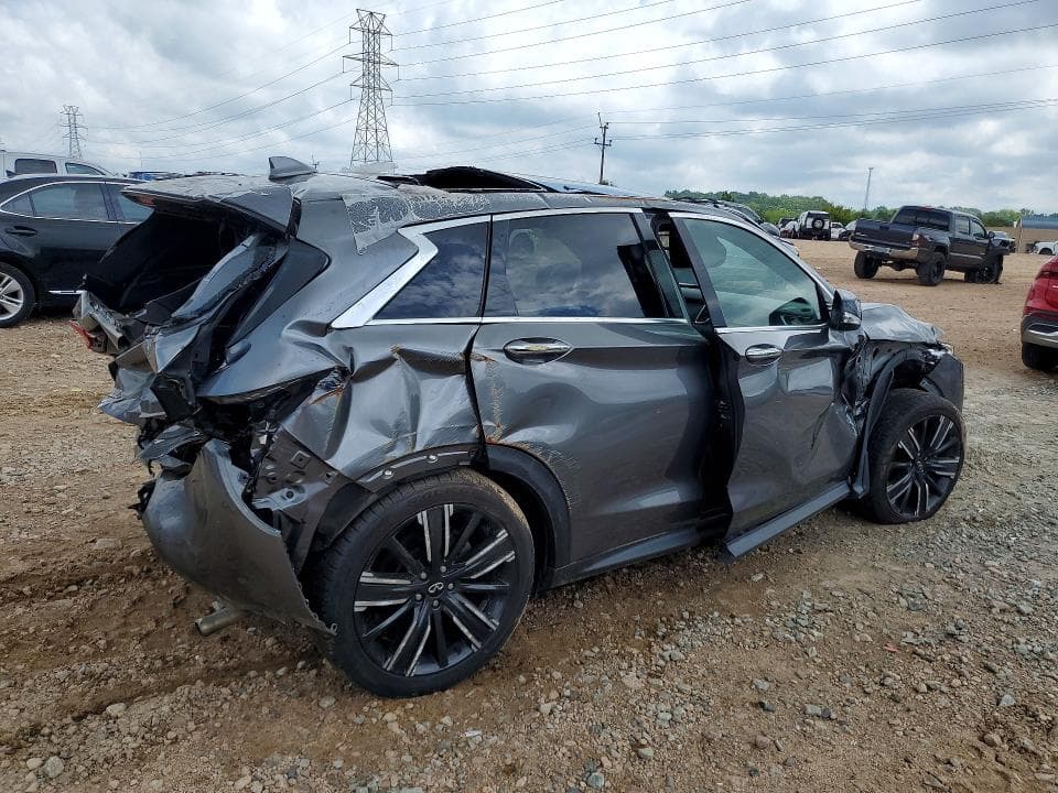 2021 INFINITI QX50 LUXE 3