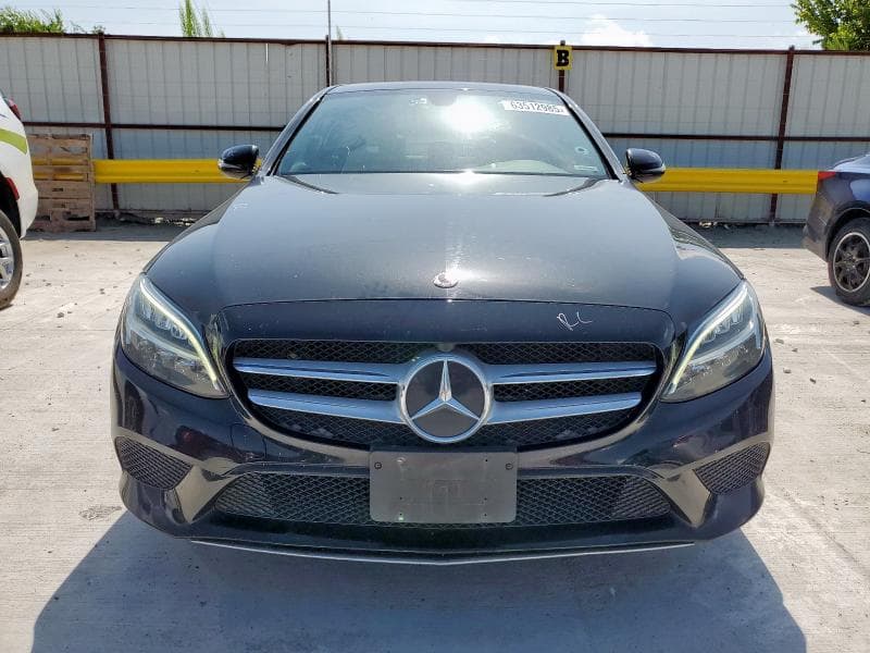 2019 MERCEDES-BENZ C 300 6