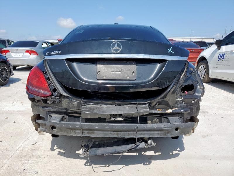 2019 MERCEDES-BENZ C 300 7