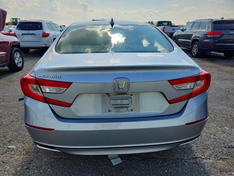 2018 HONDA ACCORD EX 6