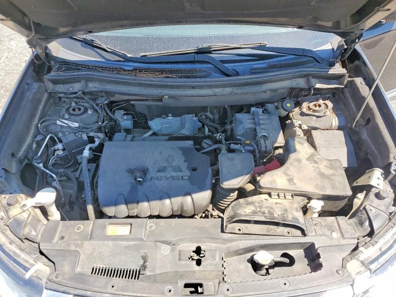 2019 MITSUBISHI OUTLANDER SE 12