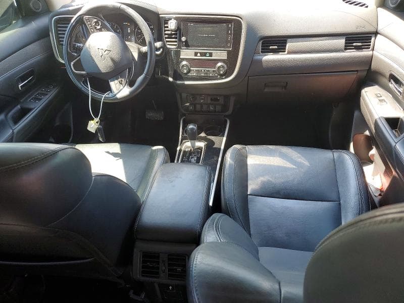 2019 MITSUBISHI OUTLANDER SE 8