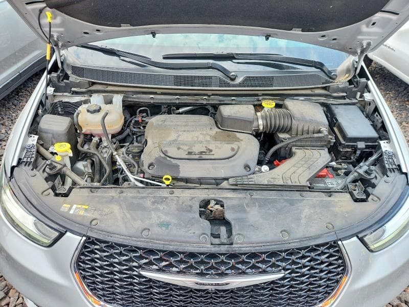 2024 CHRYSLER PACIFICA TOURING L 12
