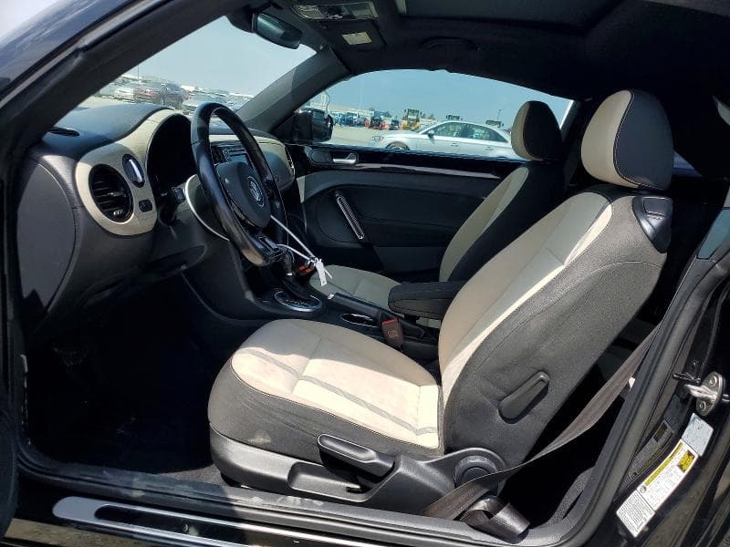 2018 VOLKSWAGEN BEETLE S 7