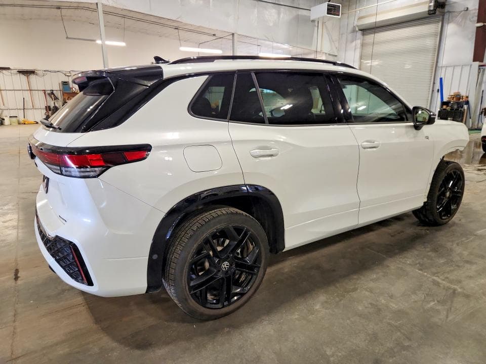 2025 VOLKSWAGEN TIGUAN SE R-LINE BLACK 3