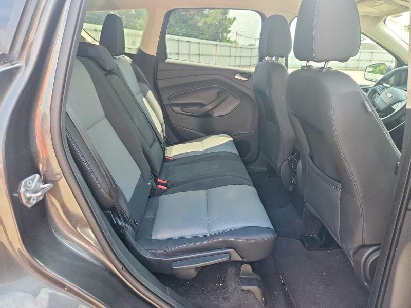 2017 FORD ESCAPE SE 11