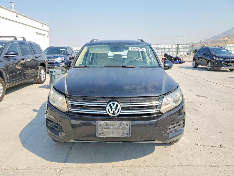 2017 VOLKSWAGEN TIGUAN S 5