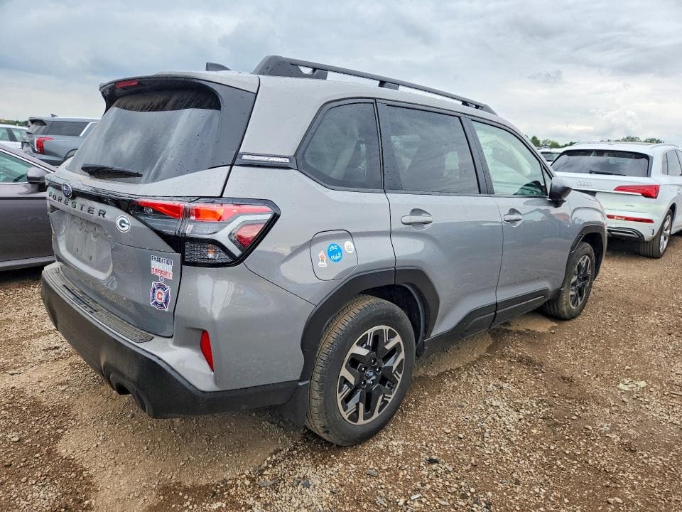 2025 SUBARU FORESTER PREMIUM 3