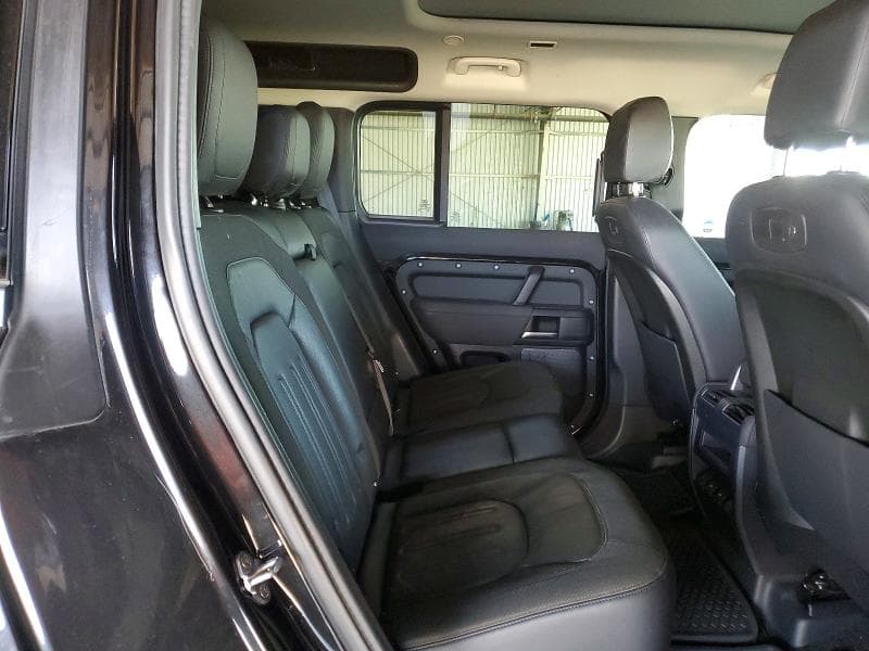 2020 LAND ROVER DEFENDER 110 S 11