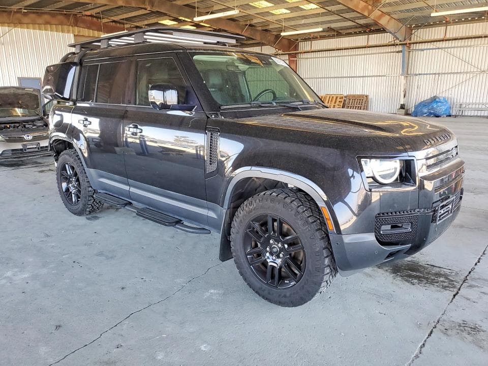 2020 LAND ROVER DEFENDER 110 S 4