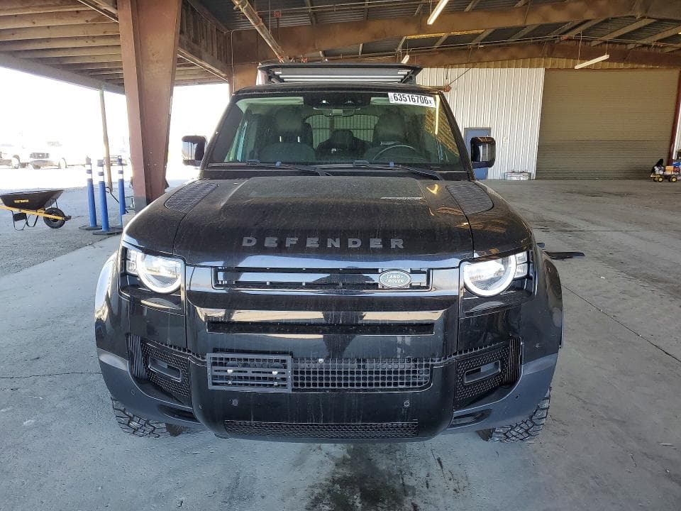 2020 LAND ROVER DEFENDER 110 S 5