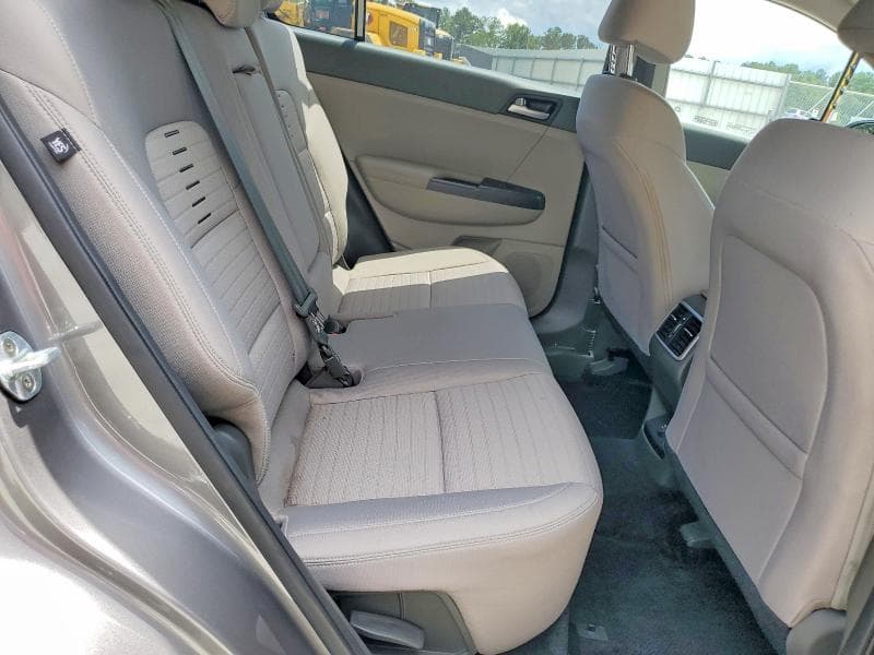 2018 KIA SPORTAGE LX 11