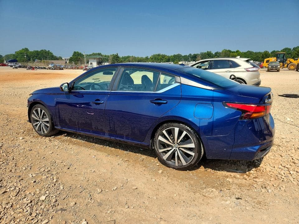 2019 NISSAN ALTIMA SR 2