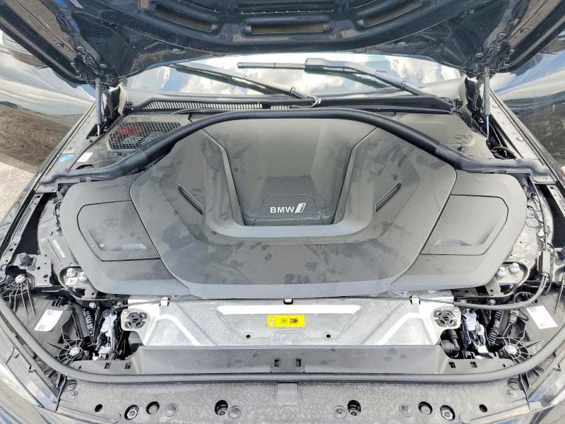 2025 BMW I4 M50 11