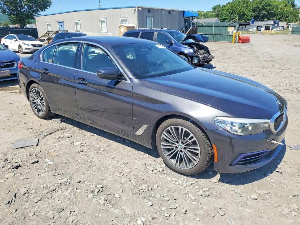 2020 BMW 530 XI 4