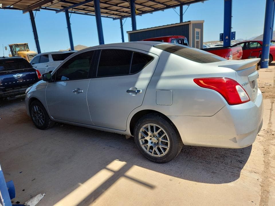 2019 NISSAN VERSA SV 2