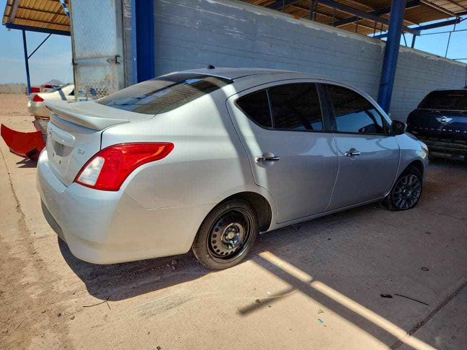 2019 NISSAN VERSA SV 3