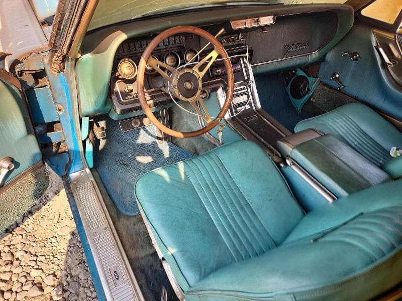 1965 FORD THUNDERBIRD 8