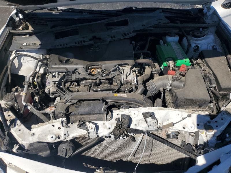 2019 TOYOTA CAMRY LE 11