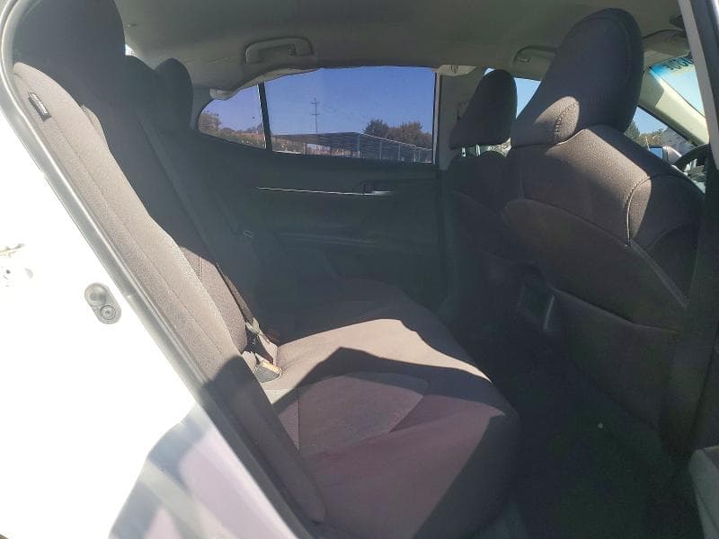 2019 TOYOTA CAMRY LE 10