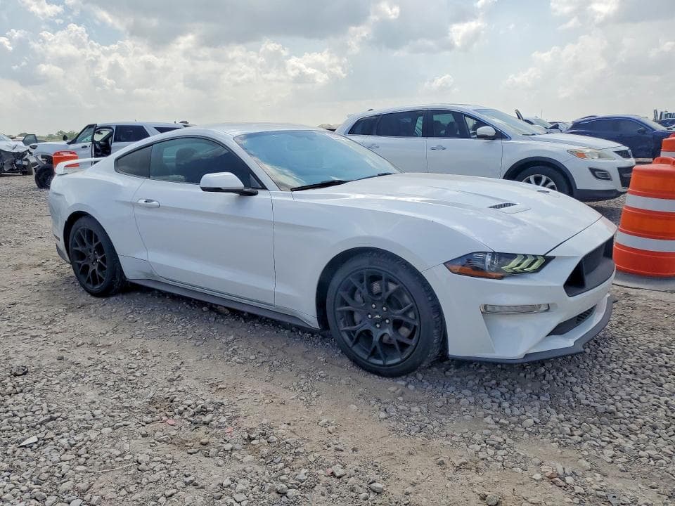 2018 FORD MUSTANG 4