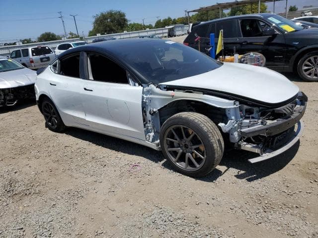 2020 TESLA MODEL 3 4