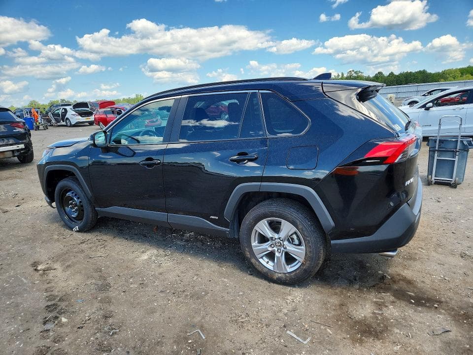 2025 TOYOTA RAV4 HYBRID XLE 2