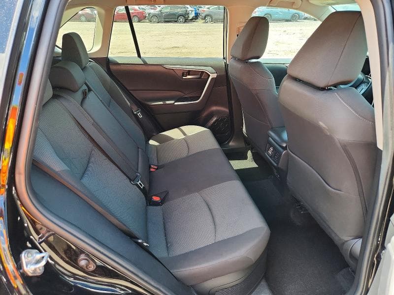2025 TOYOTA RAV4 HYBRID XLE 11