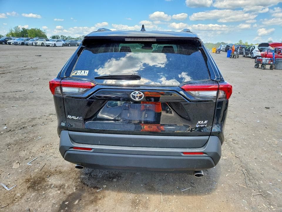 2025 TOYOTA RAV4 HYBRID XLE 6