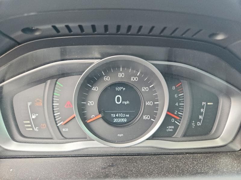 2017 VOLVO XC60 T5 9