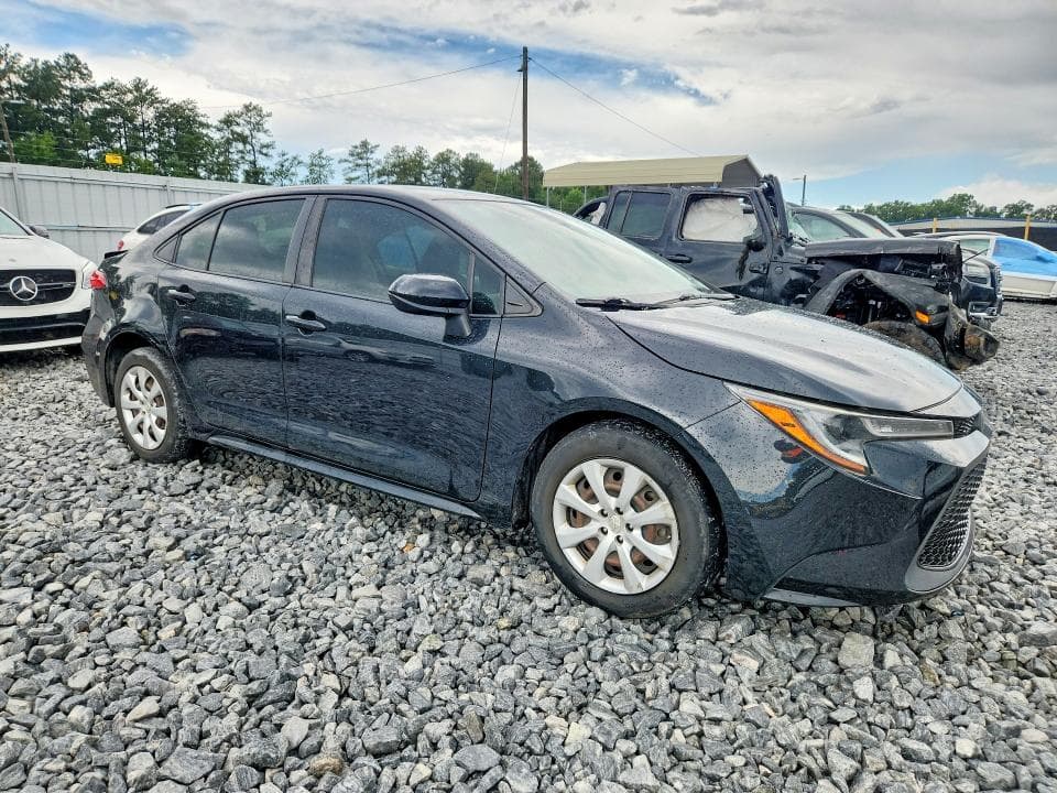 2020 TOYOTA COROLLA LE 4