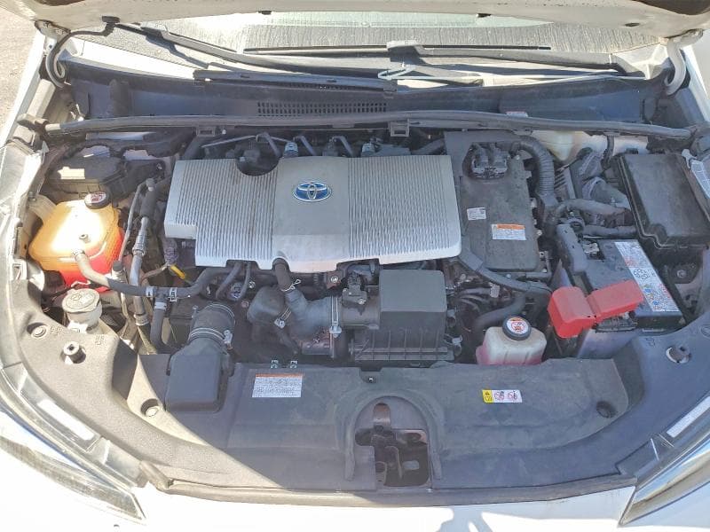 2019 TOYOTA PRIUS XLE 11