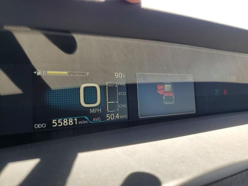 2019 TOYOTA PRIUS XLE 9
