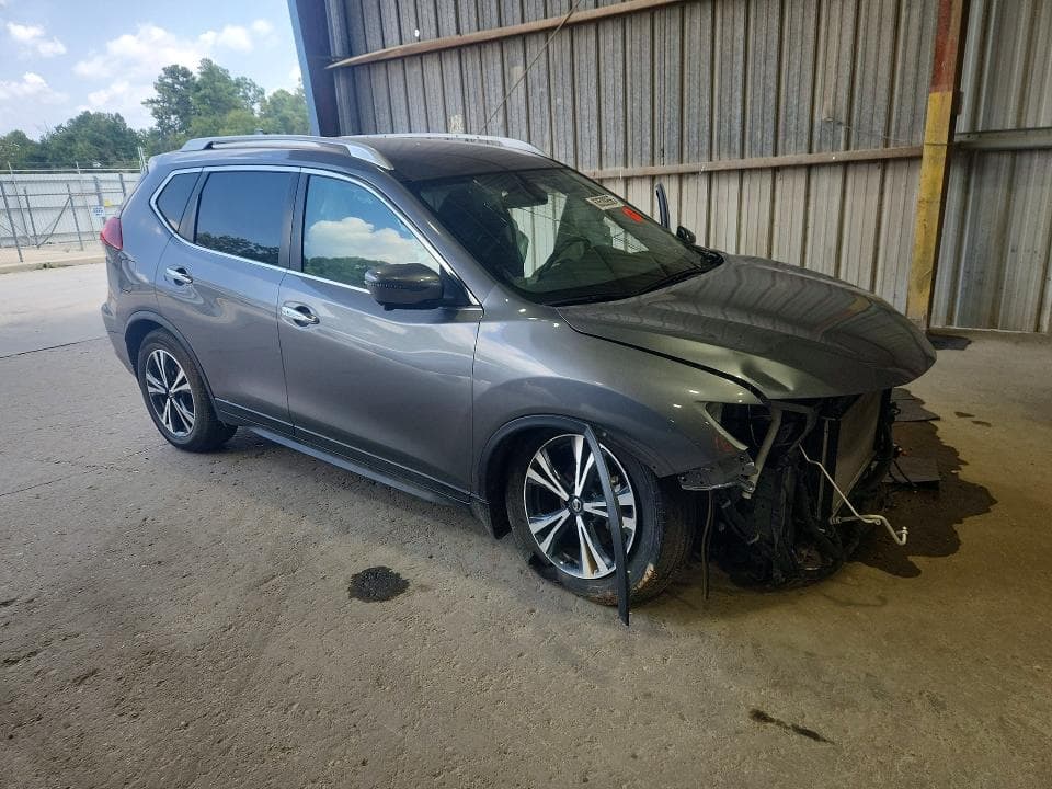 2020 NISSAN ROGUE SV 4