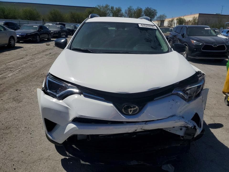 2018 TOYOTA RAV4 LE 5
