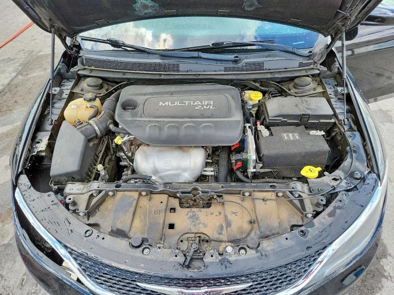 2017 CHRYSLER 200 LIMITED 11