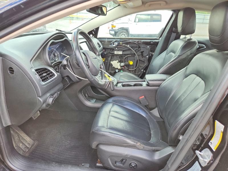 2017 CHRYSLER 200 LIMITED 7