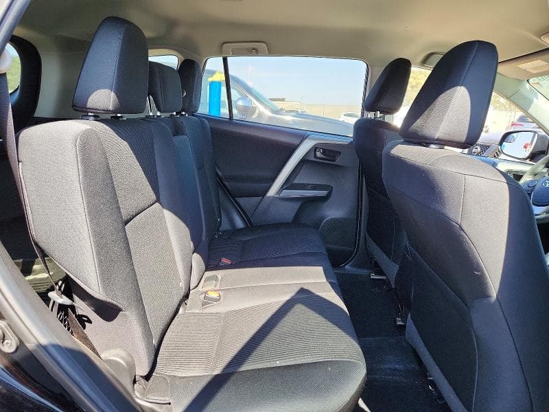 2018 TOYOTA RAV4 LE 11