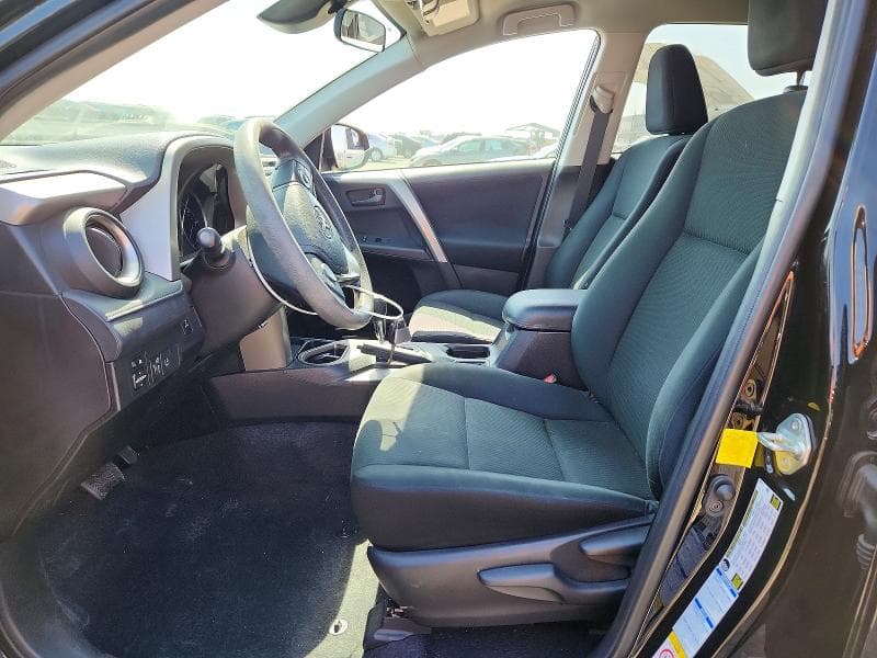 2018 TOYOTA RAV4 LE 7
