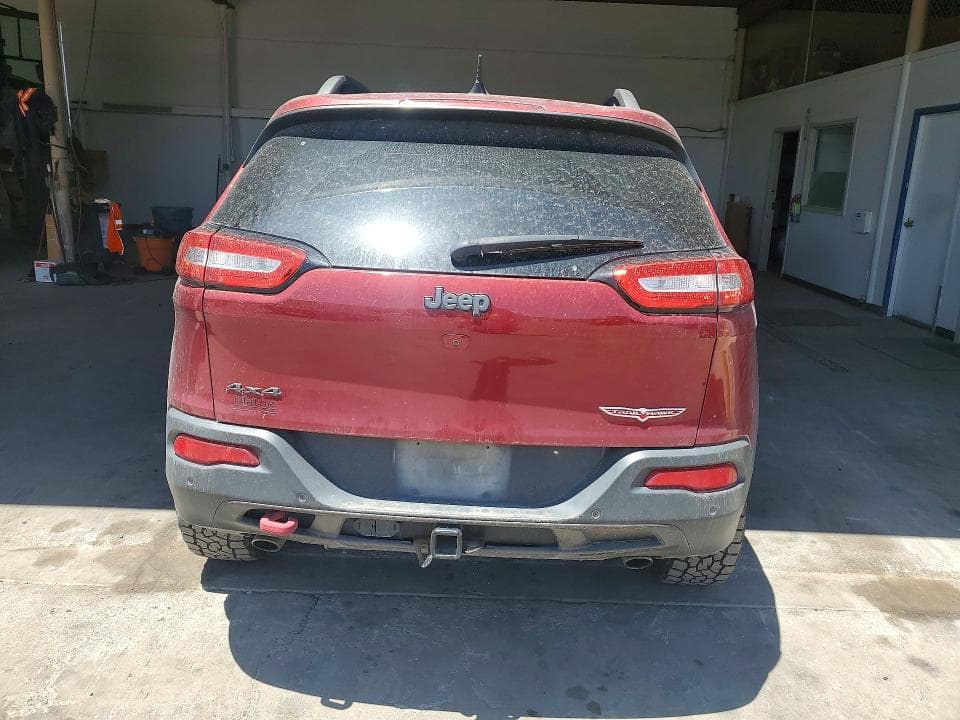 2017 JEEP CHEROKEE TRAILHAWK 6