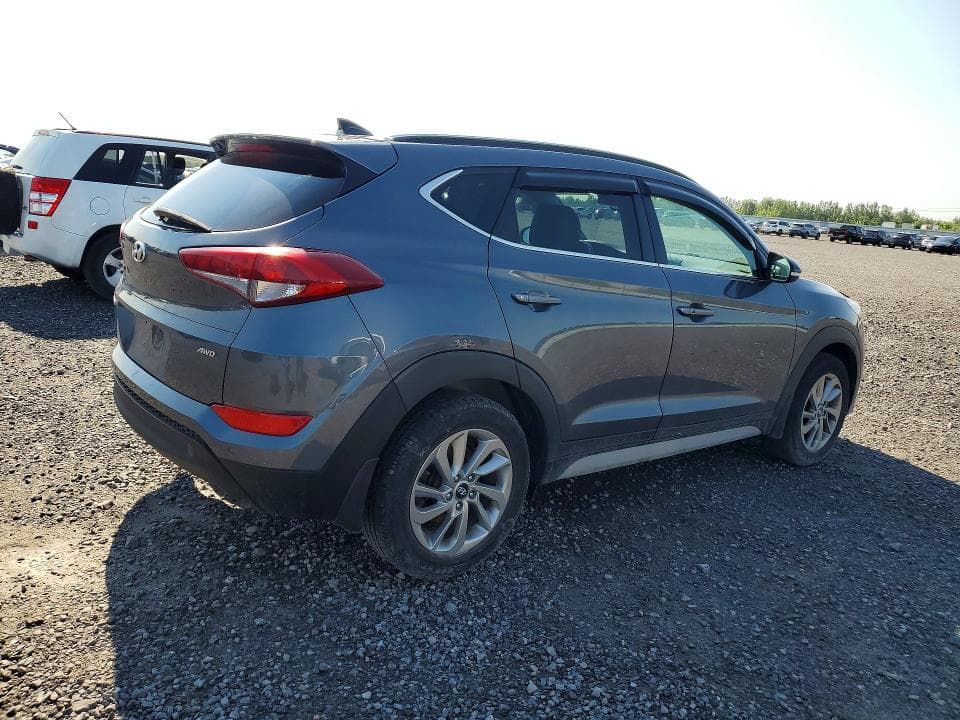 2017 HYUNDAI TUCSON SE 3